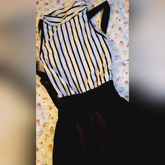 Vintage dress. - Picture 3 of 3